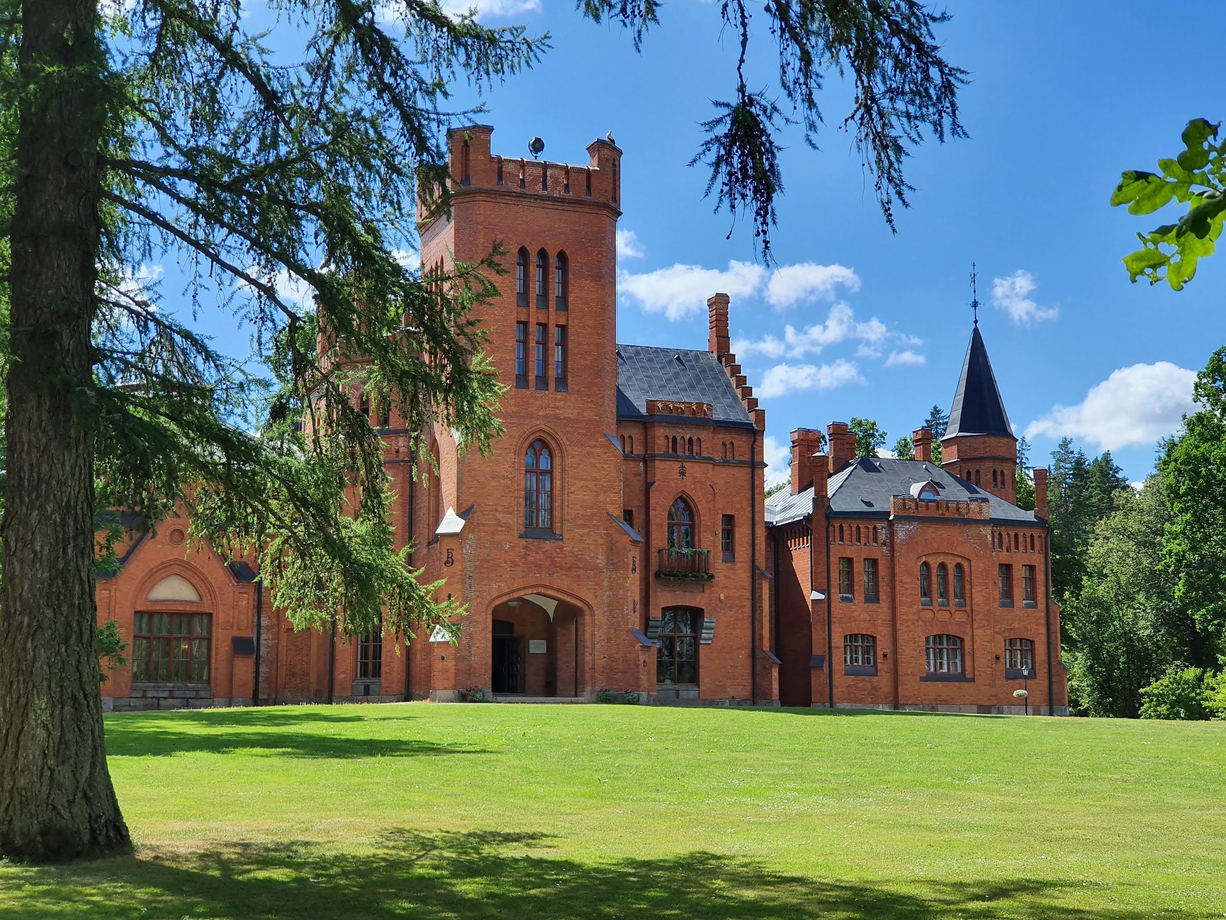 Sangaste Castle (Sangaste Mõis)